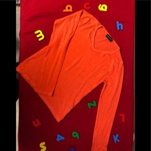 2/20$ Comfy sweater with v neck in great condition